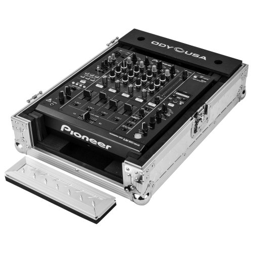 Odyssey Universal 12" Format Silver Diamond Plated DJ Mixer Case with Extra Deep Rear Cable Compartment