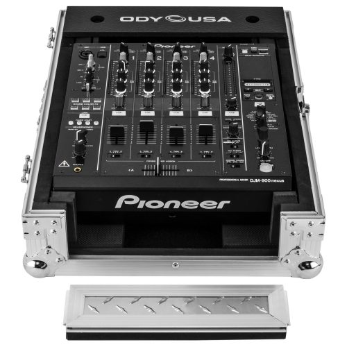 Odyssey Universal 12" Format Silver Diamond Plated DJ Mixer Case with Extra Deep Rear Cable Compartment - Image 2