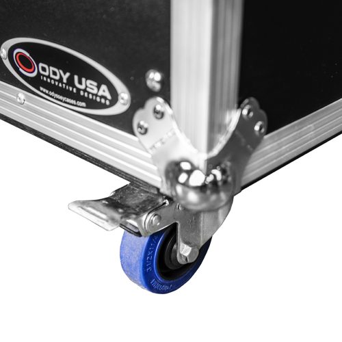 75" Flat Screen Monitor Case with Casters - Image 11